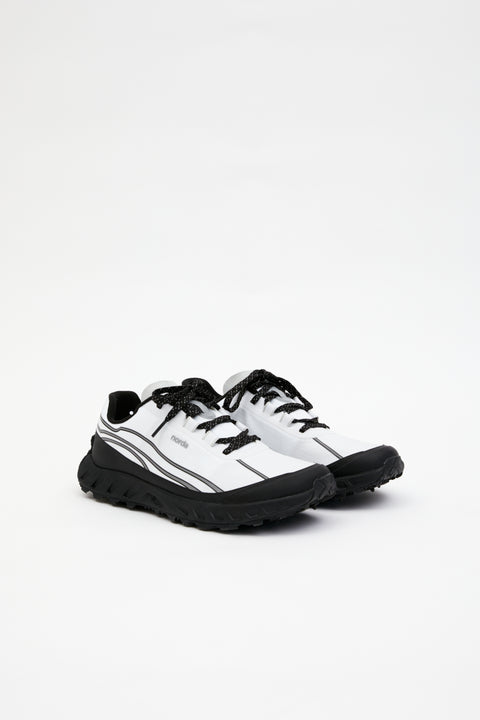 002 Alpine White M
