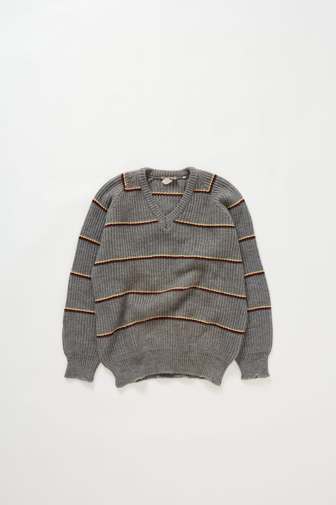 Italian V-neck sweater (XL)