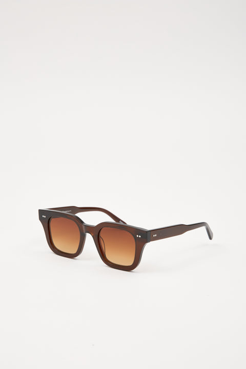 04L Brown