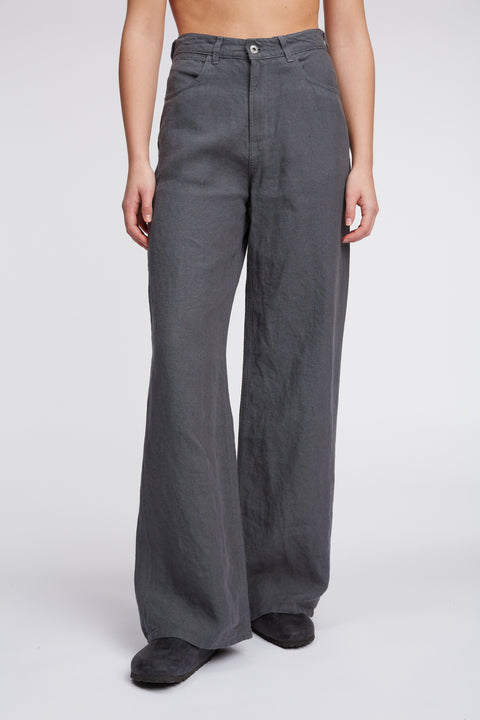 Keri Pond Linen